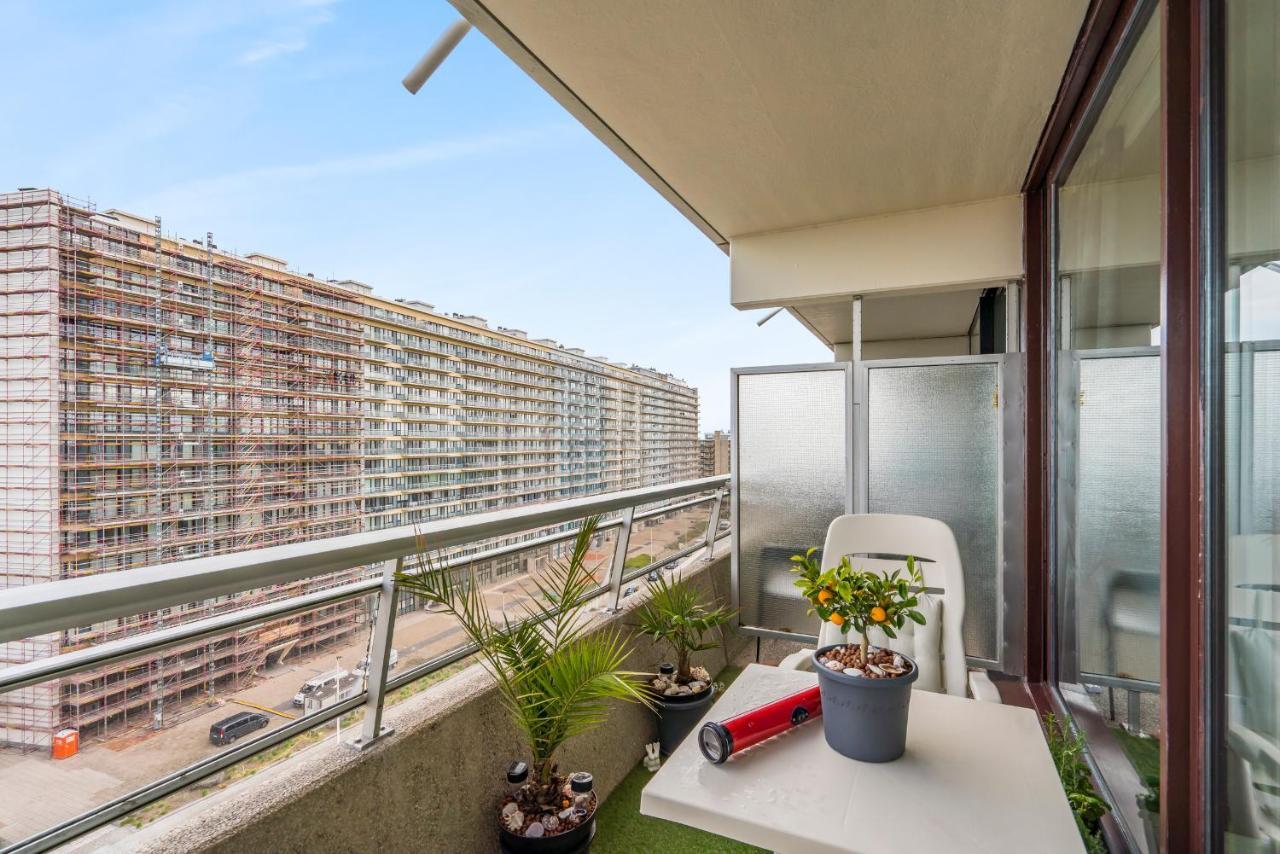 Luxueuze Vakantiestudio Met Zeezicht En Terras In Oostende Eksteriør bilde
